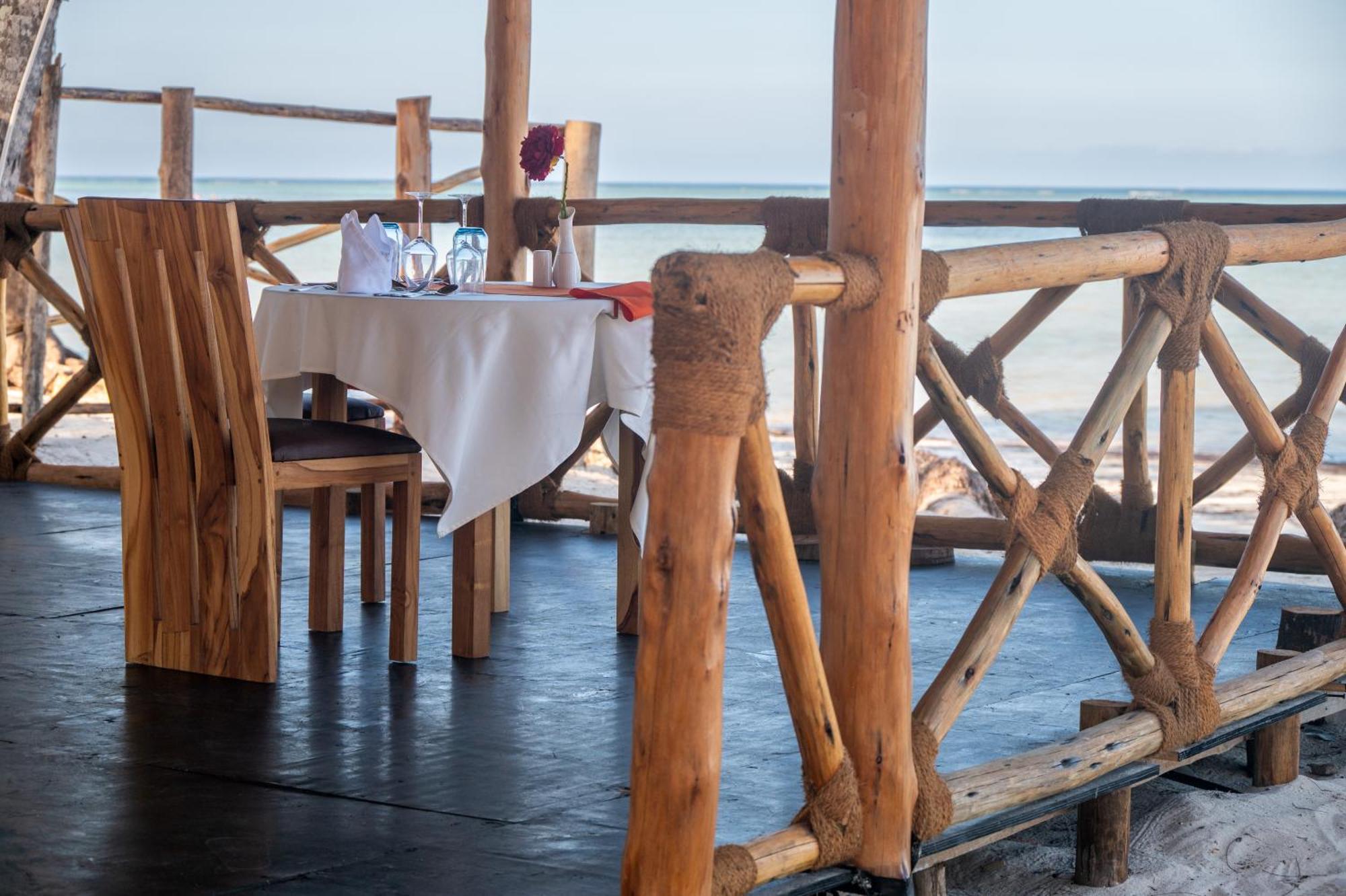 Royal Mandarin Hotel & Resort Pwani Mchangani Dış mekan fotoğraf