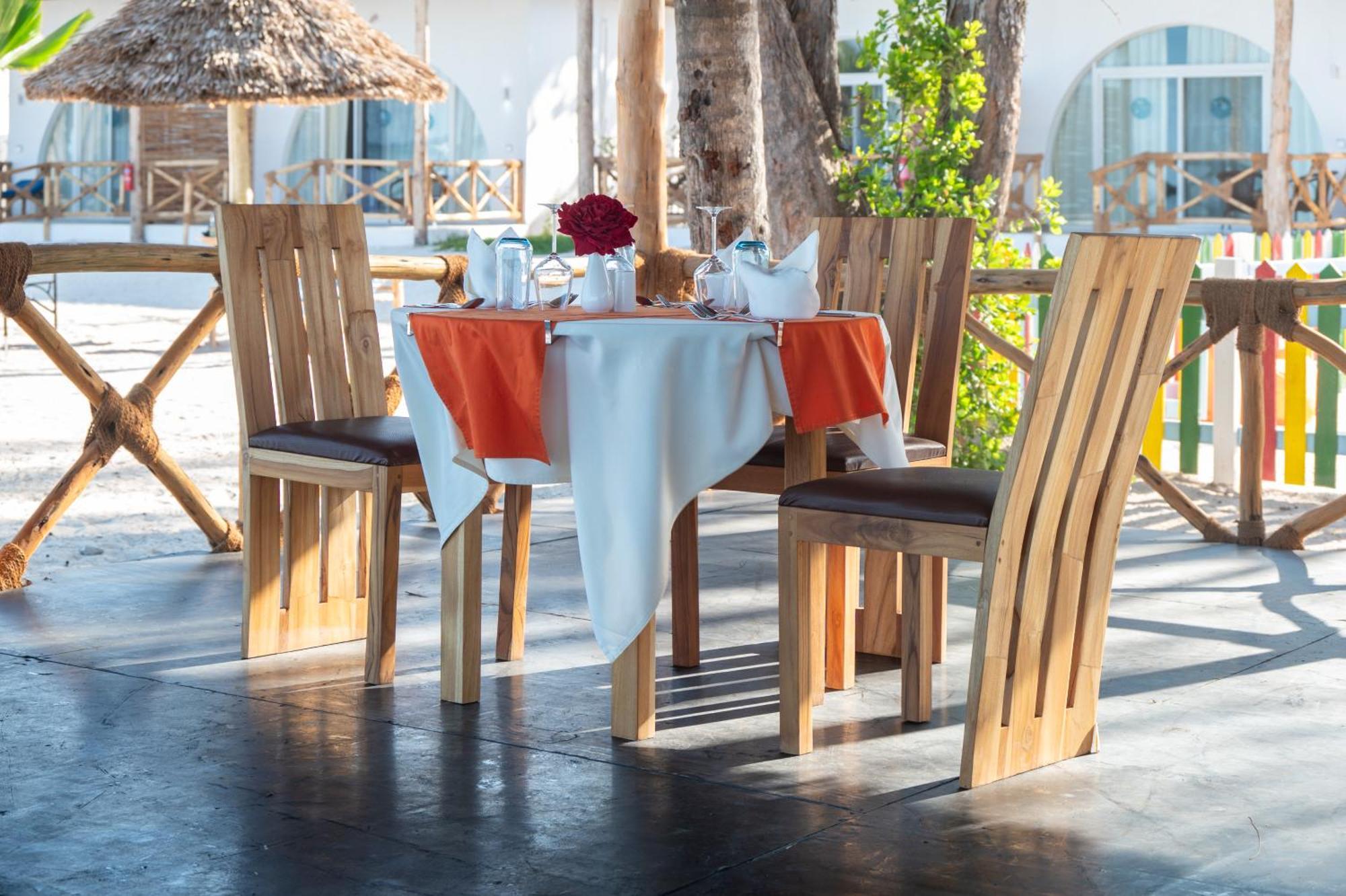 Royal Mandarin Hotel & Resort Pwani Mchangani Dış mekan fotoğraf