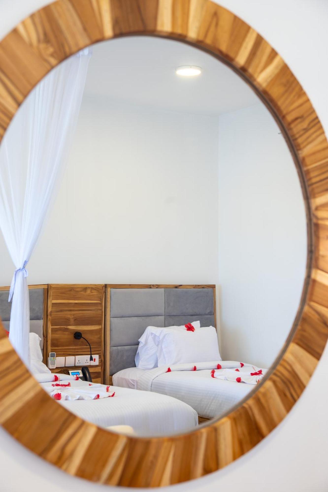 Royal Mandarin Hotel & Resort Pwani Mchangani Dış mekan fotoğraf